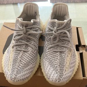 Yeezy boost 350 V2 size 6